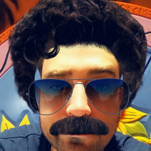 Profile Picture of Clinton Dunn (@clintondunn34) on Poshmark