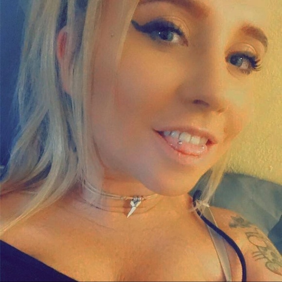 Profile Picture of Kristy Arrigal (@kristyarrigal) on Poshmark