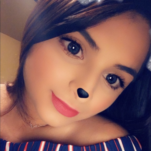 Profile Picture of Rosa Diaz (@rosa6997) on Poshmark