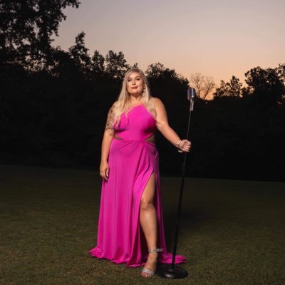 Profile Picture of Megan Doss (@MeganDossMusic) on Twitter