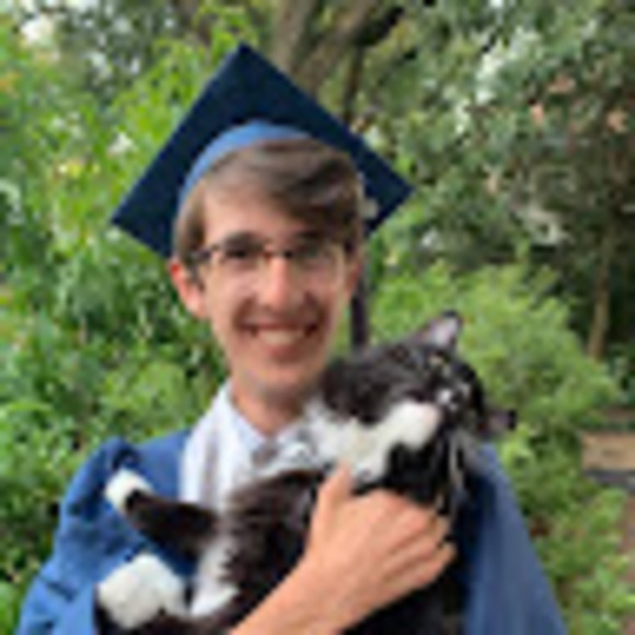 Profile Picture of Braden Arnold (@barnold716) on Poshmark