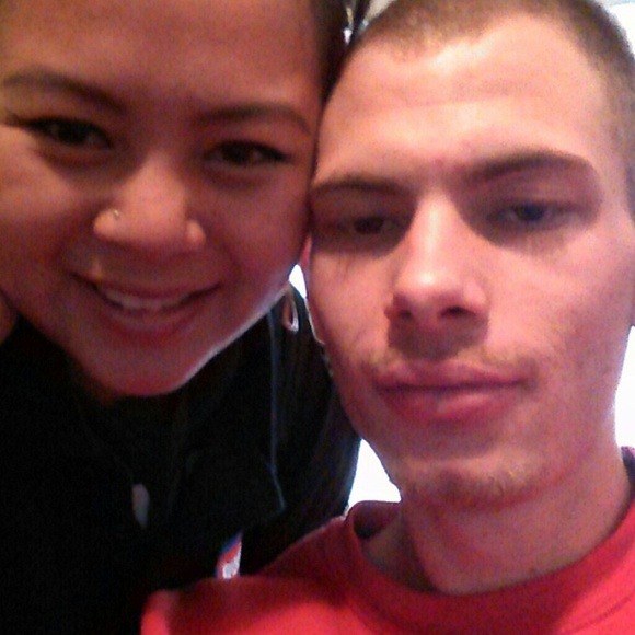Profile Picture of Nongkhan Phanthavongsa (@ahlou893) on Poshmark