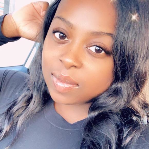 Profile Picture of Cinamon Walker (@ladybun28) on Poshmark