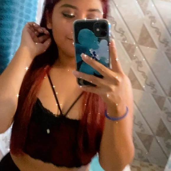 Profile Picture of Mirian López (@mirianlopez580) on Poshmark