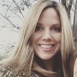 Profile Picture of Faye Weber (@fayefruzan) on Instagram