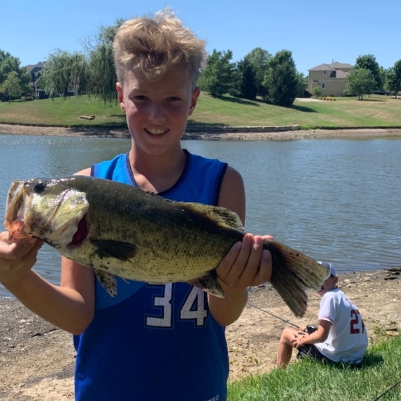 Profile Picture of Luke Beardslee (@lukebeardslee09) on Poshmark