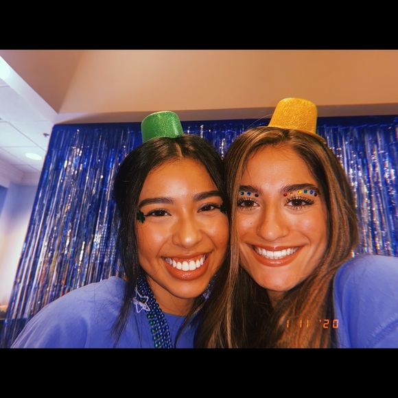 Profile Picture of Cat Fanous (@catafanous) on Poshmark