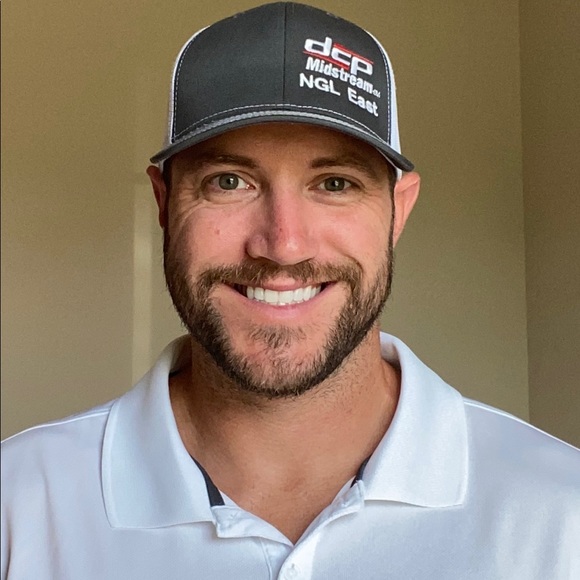 Profile Picture of Andrew Tackett (@aatackett) on Poshmark