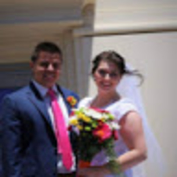 Profile Picture of Annekke Gibby (@annekkegibby) on Poshmark