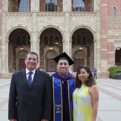 Profile Picture of Andrew Mina (@andrewmina26) on Twitter