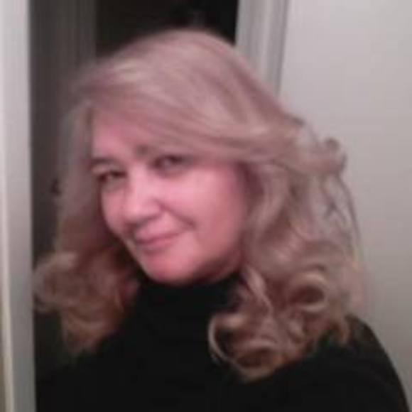 Profile Picture of Debbie Kitts tindall (@debitindall) on Poshmark