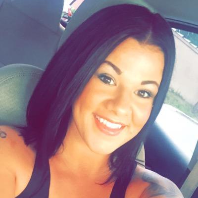 Profile Picture of AshleyXOrenee (@AshleySchildgen) on Twitter