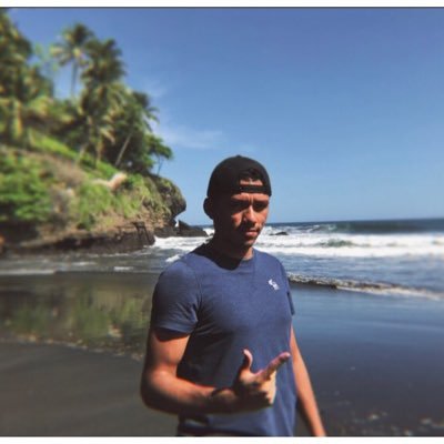 Profile Picture of Daniel Menjivar (@Dmenjivar10) on Twitter