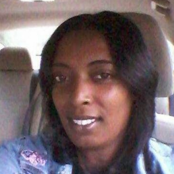 Profile Picture of Demesia Murray (@mychance15) on Poshmark