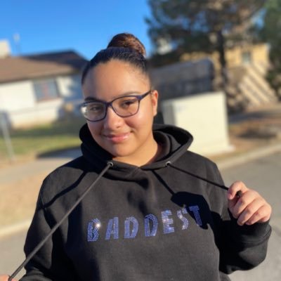 Profile Picture of  ☁️Danielle Bohn ☁️ (@bohn_danielle) on Twitter