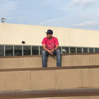 Profile Picture of Josh Hemker (@josh.hemker.7) on Facebook