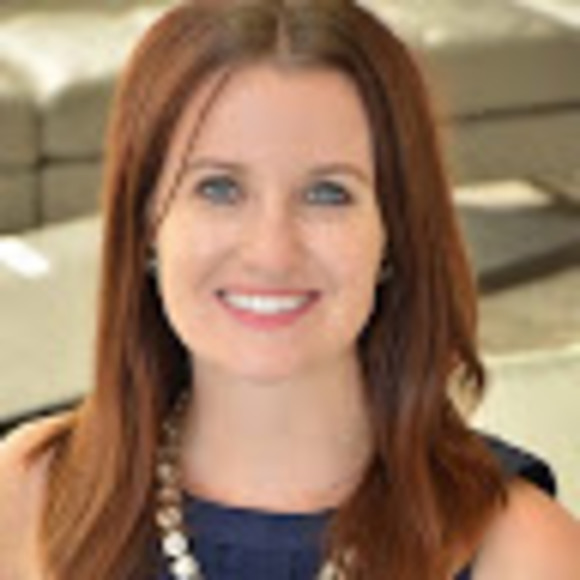 Profile Picture of Stephanie Heiple (@stephanieheiple) on Poshmark