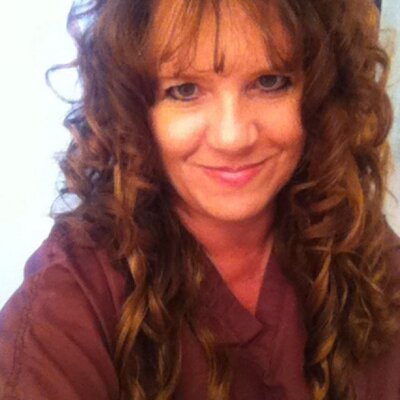 Profile Picture of Lynn Roland (@Styxygirl77) on Twitter