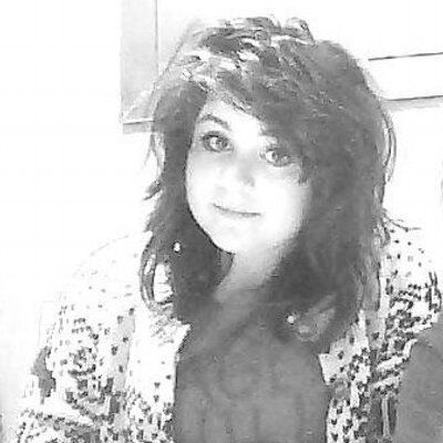 Profile Picture of Polly Roberts (@thenamespolly) on Twitter
