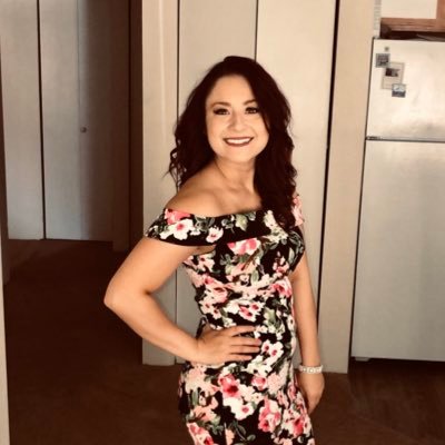 Amanda Bratton - Twitter Profile Picture of Amanda Bratton (@AmandaBratton10) on Twitter