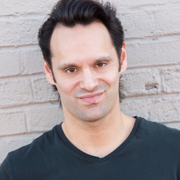 Profile Picture of Jeffrey Lopez (@y2jeff02) on Poshmark