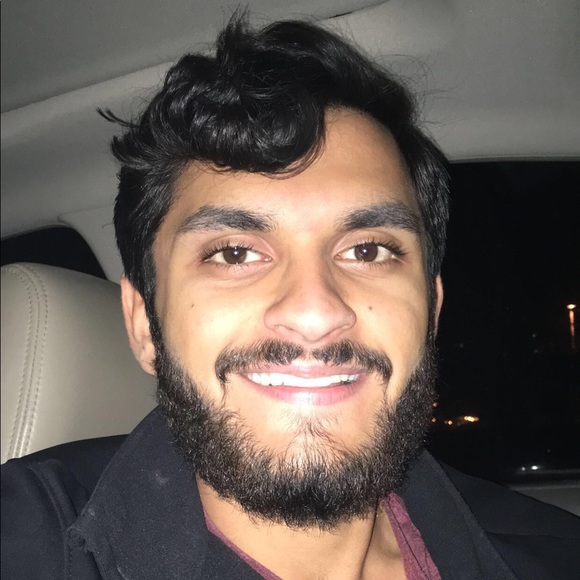 Profile Picture of Aaron Caudle (@aaron0002) on Poshmark