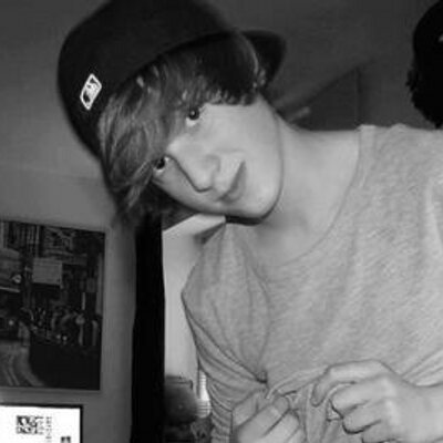 Profile Picture of Jannes Chris (@adrismysahdamar) on Twitter