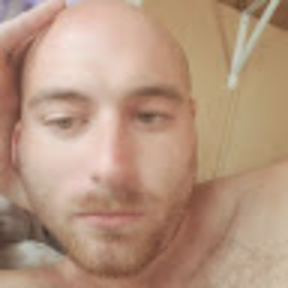 Profile Picture of Christopher Stogner (@stogner2020) on Poshmark