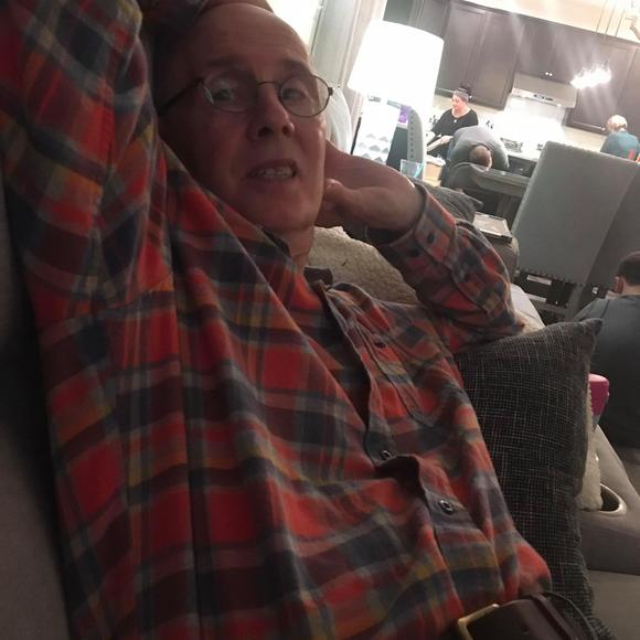 Profile Picture of Debra Ditto (@albert1949) on Poshmark