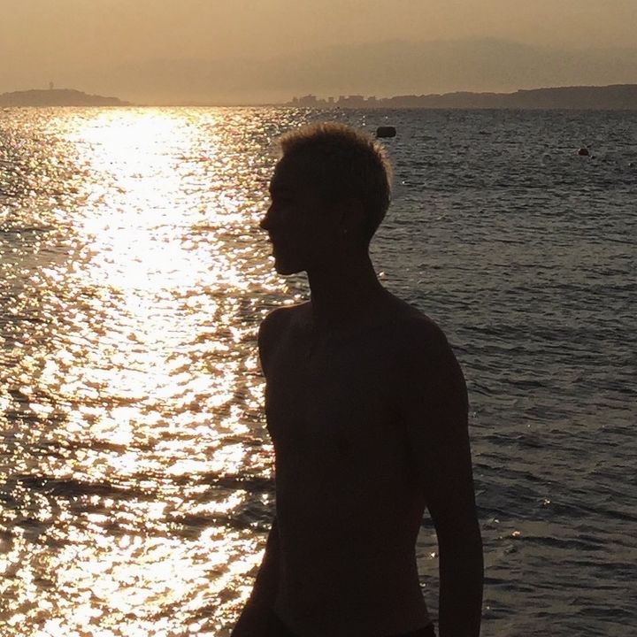 Profile Picture of Ken (@7kennyiii) on Tiktok
