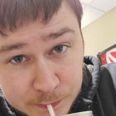 Profile Picture of Chris Laster (@TheBedshredder) on Twitter
