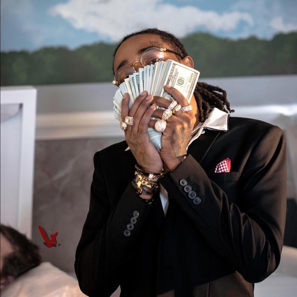 Profile Picture of Andrew Velasquez (@andrew714) on Poshmark