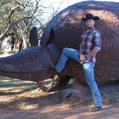 Profile Picture of Nathan (@TheEgbert12) on Twitter