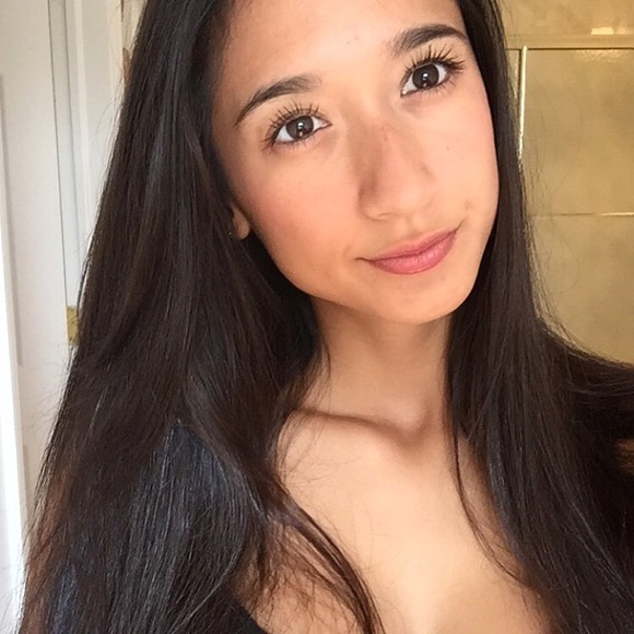 Sam Crupi - Poshmark Profile Picture of Sam Crupi (@scrup001) on Poshmark