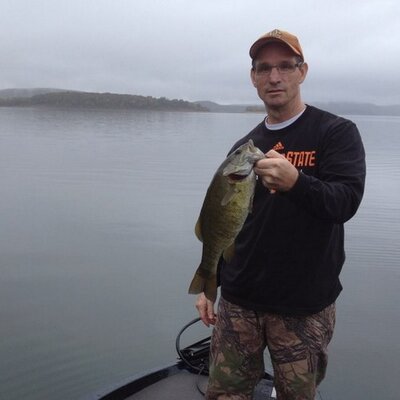 Profile Picture of Joe Josephson (@roostervomit) on Twitter