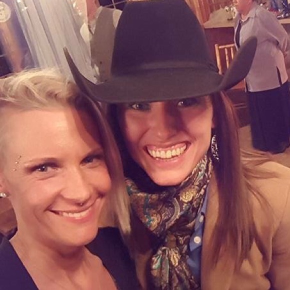 Profile Picture of Kelly Altschwager (@kaltsch) on Poshmark