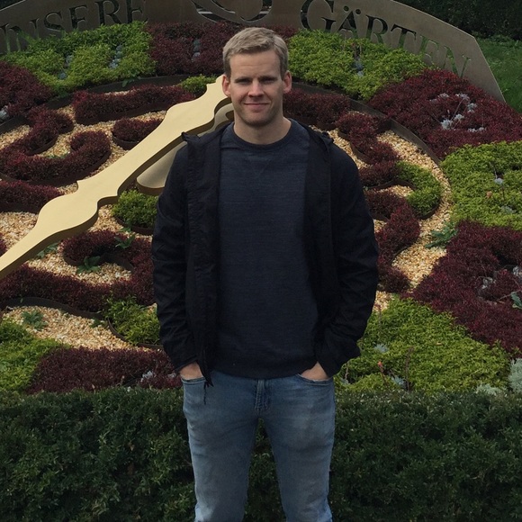 Profile Picture of Michael Buster (@mbuster06) on Poshmark