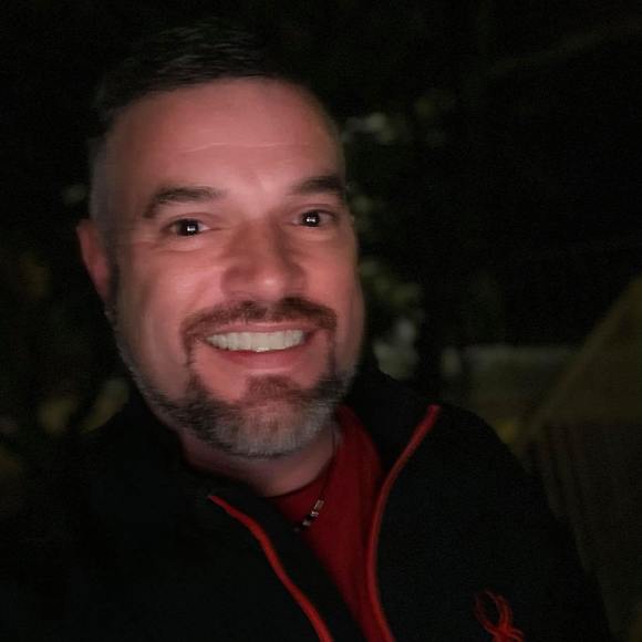 Profile Picture of Steve Edwards (@stevenledwards) on Poshmark
