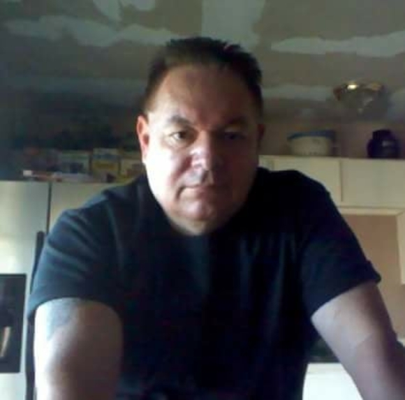 Profile Picture of Danny Cavender (@nearingend) on Poshmark