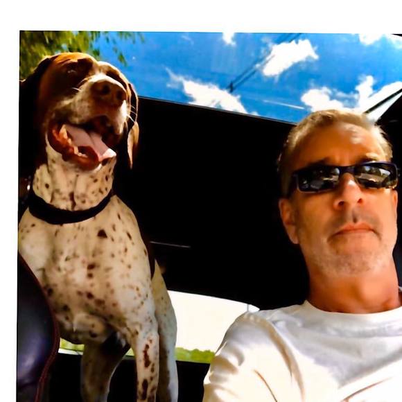 Profile Picture of Robert Edward (@bobcesq) on Poshmark