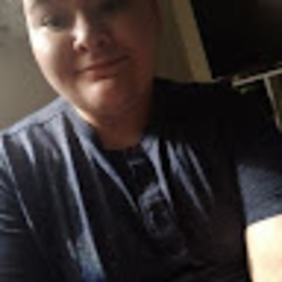 Profile Picture of Andrew Mark (@angelmark54) on Poshmark