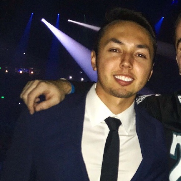 Profile Picture of Chris Bloom (@chrisb92) on Poshmark