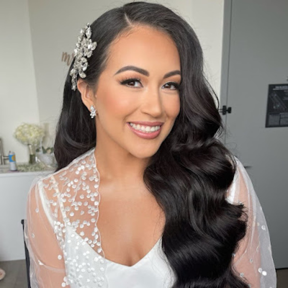 Profile Picture of Monique Pyryt (@pyrytmonique) on Poshmark