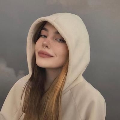 Bess Peterson - Tiktok Profile Picture of Bess Peterson (@__ella___edgeworth_) on Tiktok