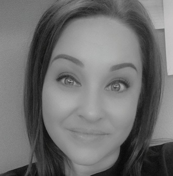 Profile Picture of Erika Massie (@ea0128) on Poshmark