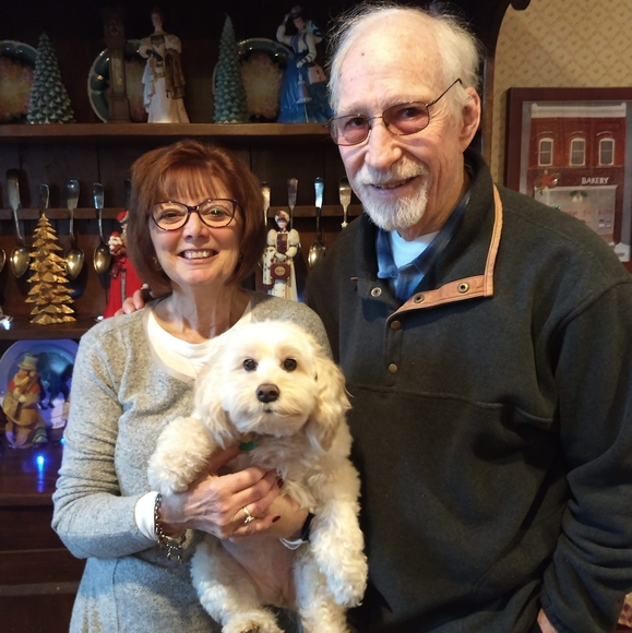 Profile Picture of Karen Winzeler (@karenwinzeler) on Poshmark