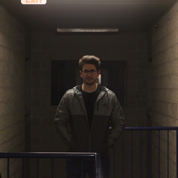 Profile Picture of Mario Riccadonna (@mariccadonna) on Poshmark