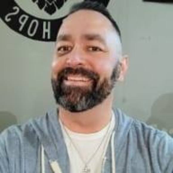 Profile Picture of Jim Lahart (@jimlahart) on Poshmark