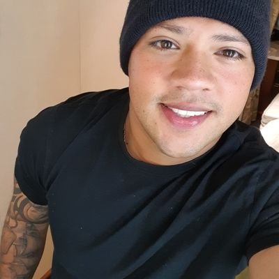 Profile Picture of Aaron Rivera (@aaron_matteo) on Twitter
