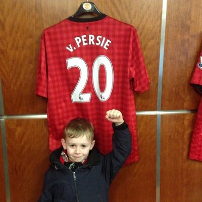 Profile Picture of Stephen Rowles (@bradcontracts) on Twitter